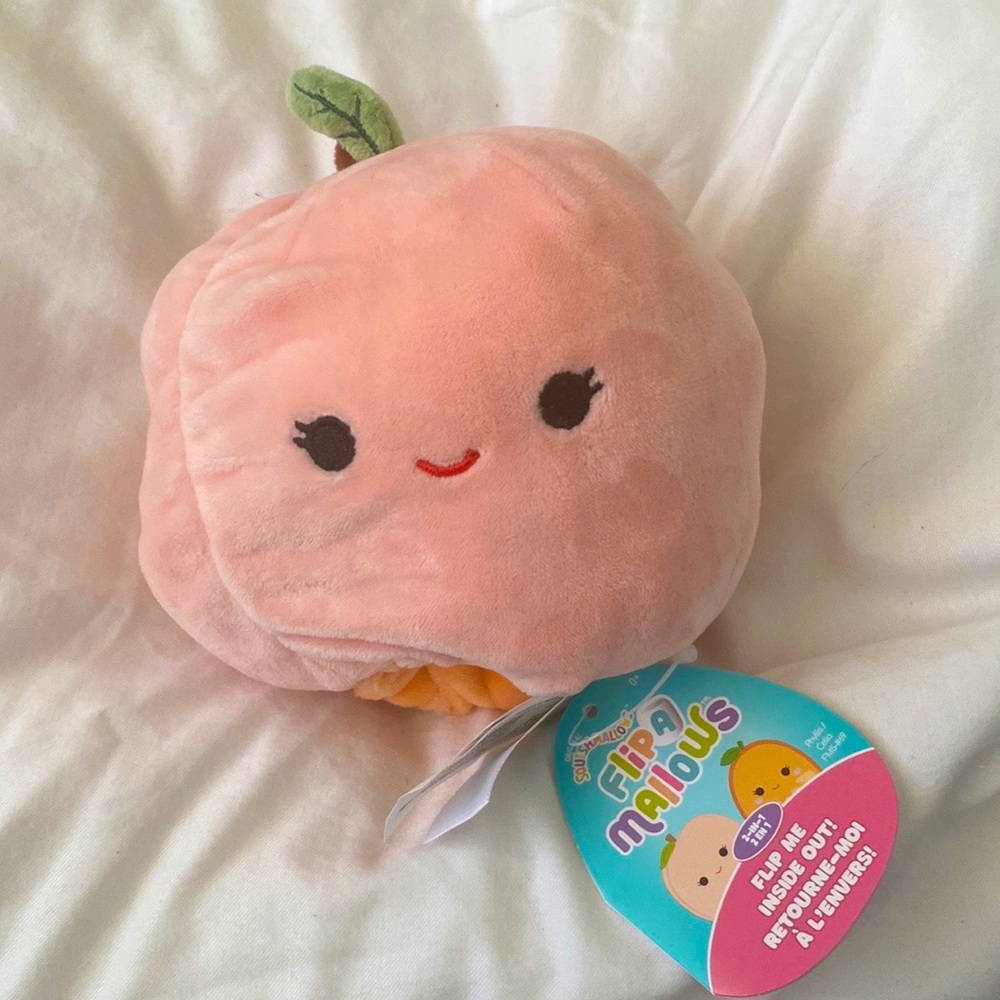 Peach and orange flipmallow 5” bwnt